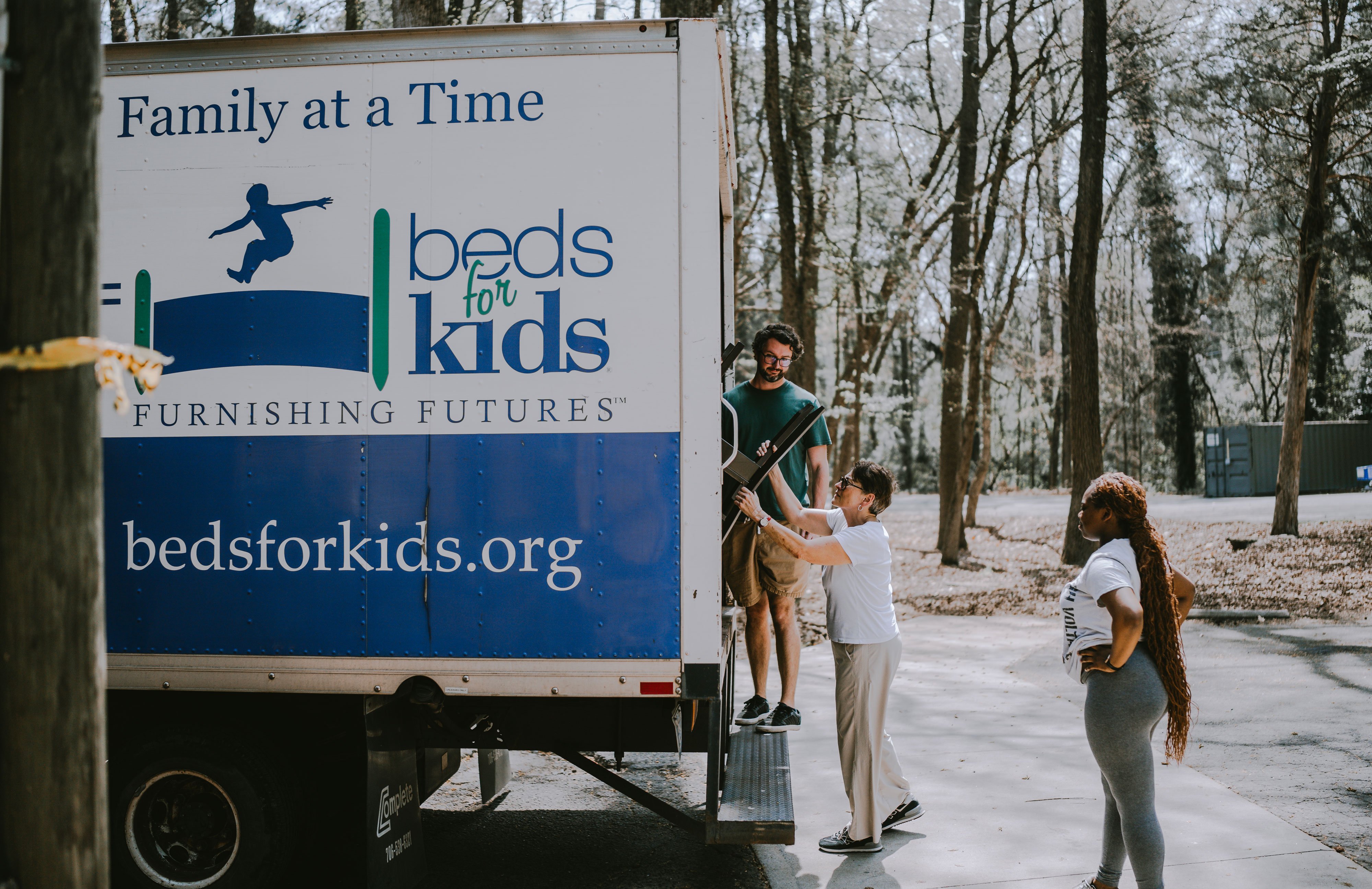 Beds for Kids Corporate Volunteers